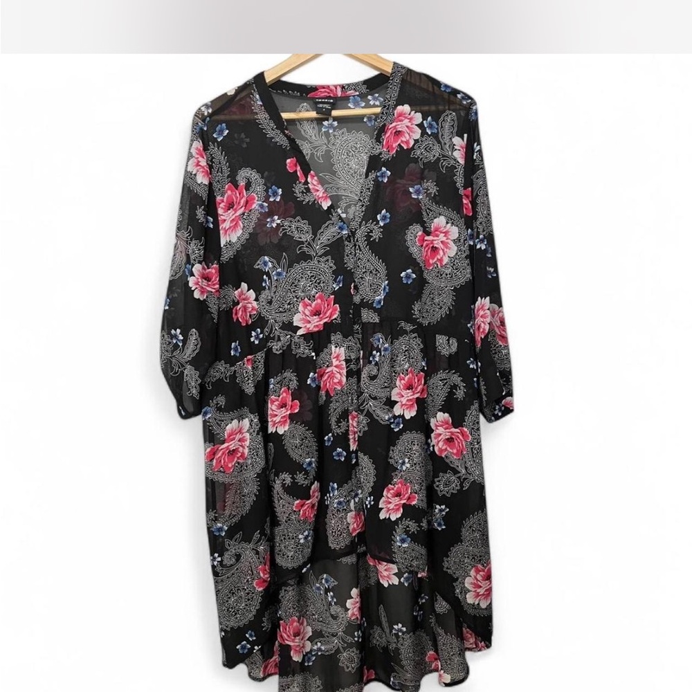 Torrid Size 2 hi-low button up babydoll chiffon floral paisley tunic/cover up